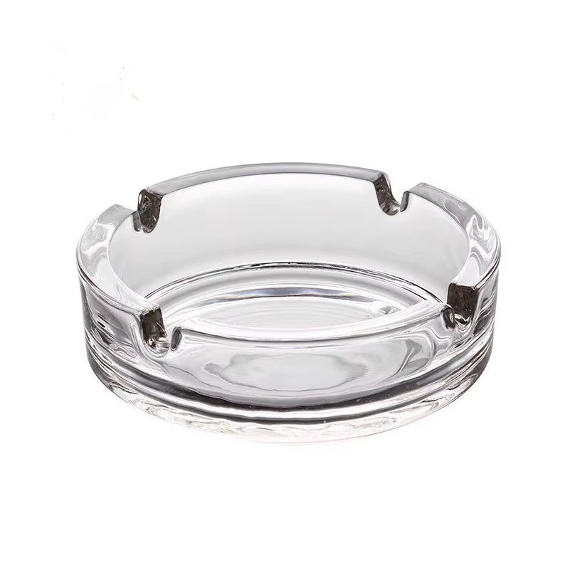 Cendrier en verre transparent